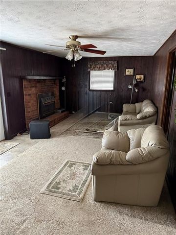 138 Highland Avenue, Mount Airy, NC 27030