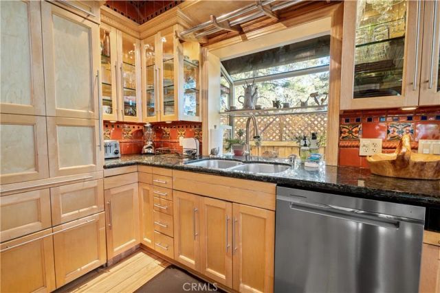 845 Menlo, Big Bear Lake, CA 92315