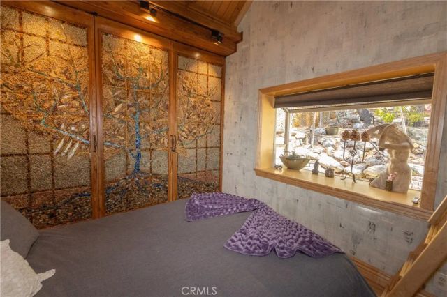 845 Menlo, Big Bear Lake, CA 92315