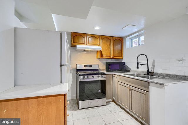 804 QUAIL ST, Baltimore, MD 21224