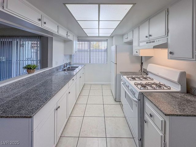 1405 Vegas Valley Drive 281, Las Vegas, NV 89169