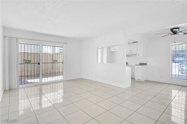 1405 Vegas Valley Drive 281, Las Vegas, NV 89169