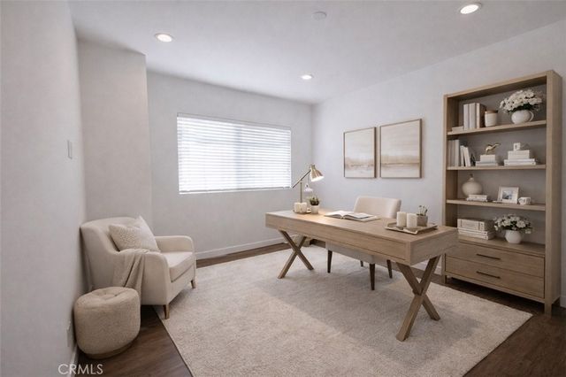 7105 N Dylan Court, Reseda, CA 91335