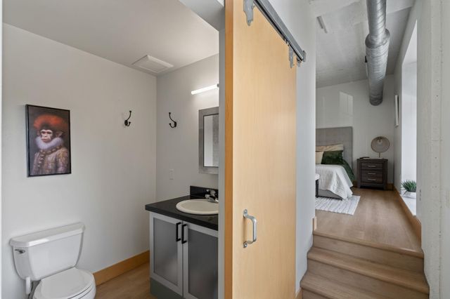 918 3rd Street N 211, Minneapolis, MN 55401