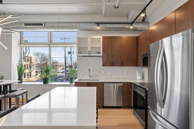 918 3rd Street N 211, Minneapolis, MN 55401