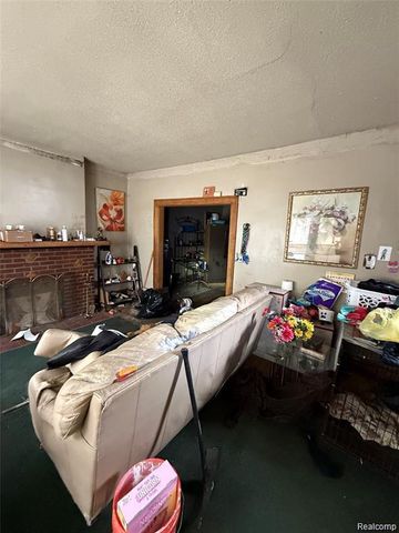 11096 Cloverlawn Street, Detroit, MI 48204