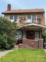 11096 Cloverlawn Street, Detroit, MI 48204