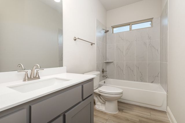 1019 Ella, Desoto, TX 75115