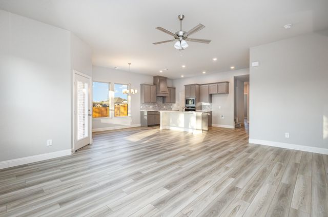 1019 Ella, Desoto, TX 75115