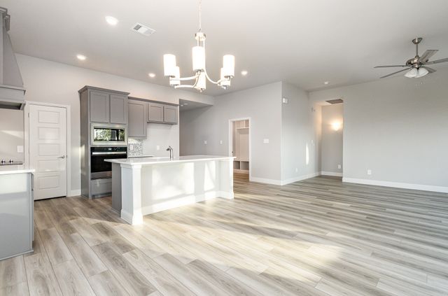1019 Ella, Desoto, TX 75115