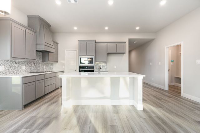 1019 Ella, Desoto, TX 75115