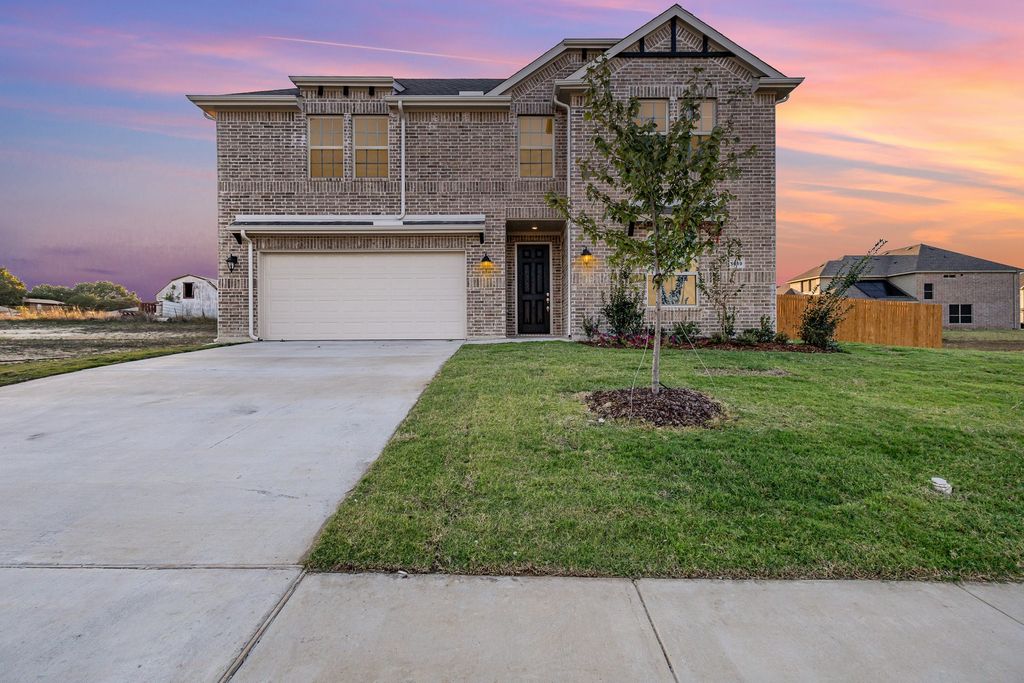 1019 Ella, Desoto, TX 75115
