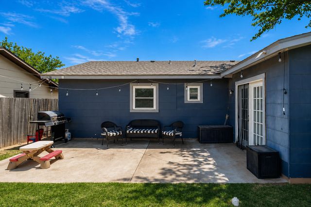 1624 70th Street, Lubbock, TX 79412