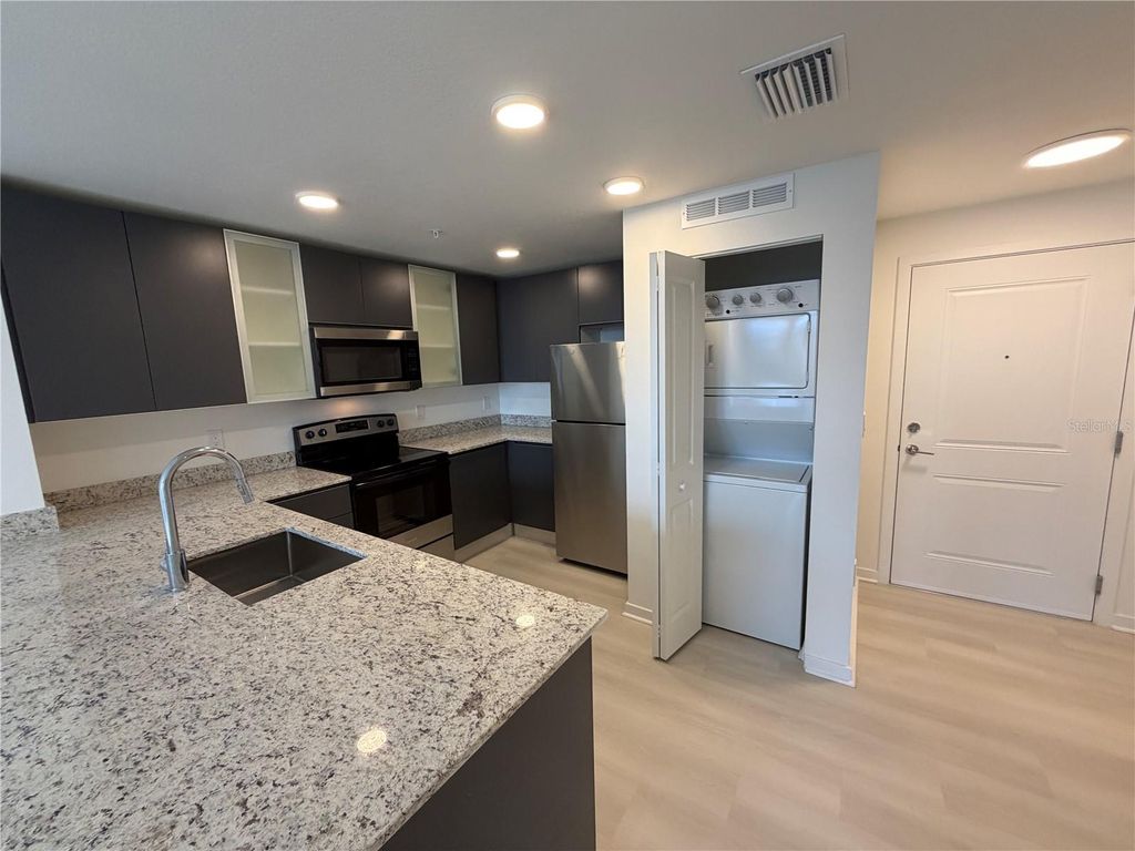 5587 MILLENIA PARK BLVD 403, Orlando, FL 32839