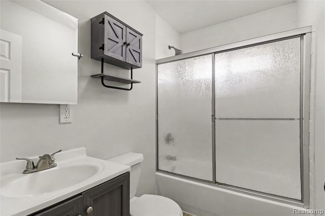 10820 Jackson Street, Van Buren Twp, MI 48111