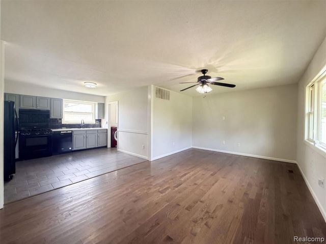 10820 Jackson Street, Van Buren Twp, MI 48111