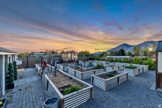 1720 S HILLCREST CIR, Mapleton, UT 84664