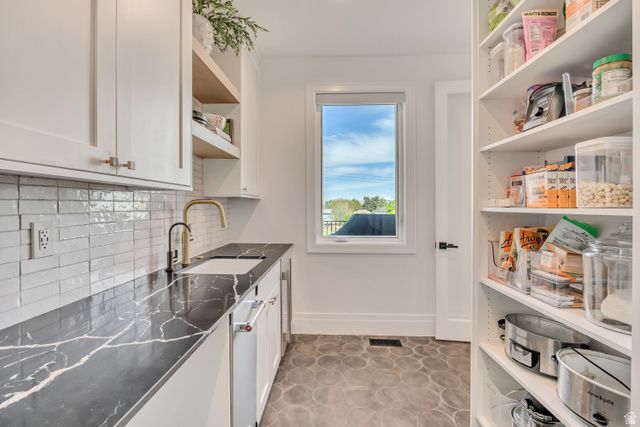 1720 S HILLCREST CIR, Mapleton, UT 84664