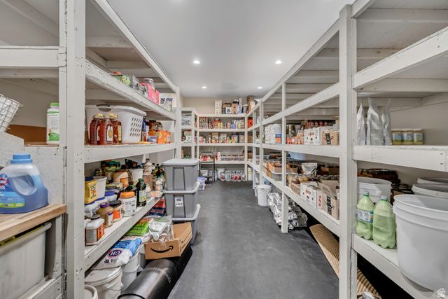1720 S HILLCREST CIR, Mapleton, UT 84664