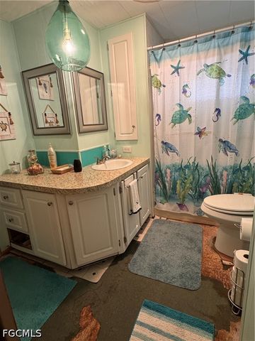 135 Orange Harbor DR, Fort Myers, FL 33905