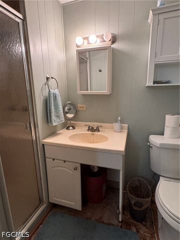 135 Orange Harbor DR, Fort Myers, FL 33905