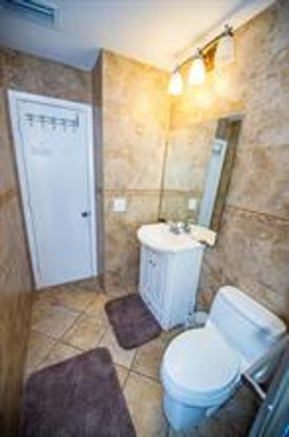 901 NW 48th Place, Pompano Beach, FL 33064