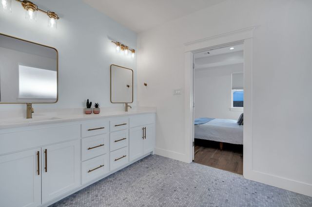 505 Grace Street, Waxahachie, TX 75165