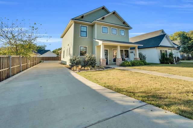 505 Grace Street, Waxahachie, TX 75165