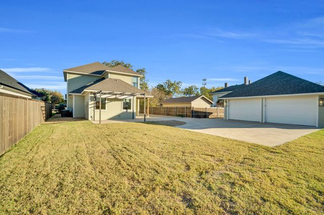 505 Grace Street, Waxahachie, TX 75165