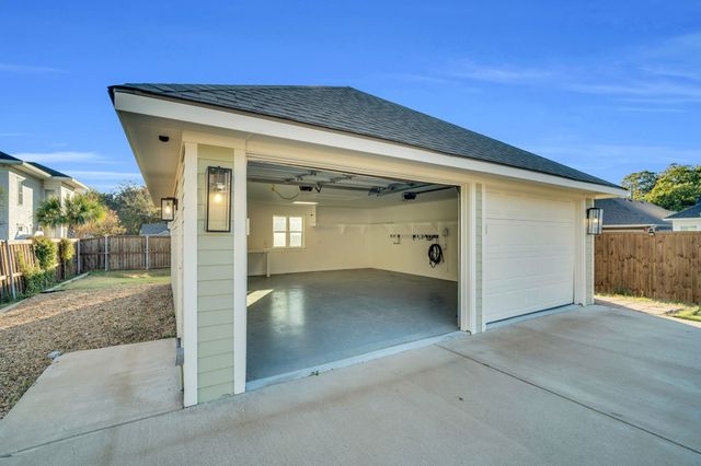 505 Grace Street, Waxahachie, TX 75165