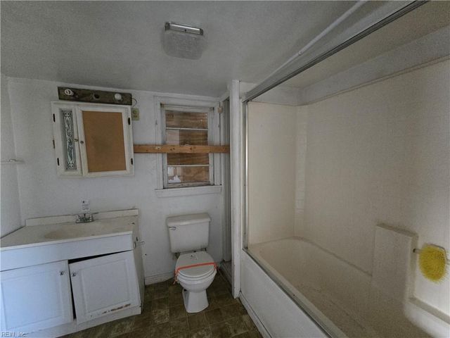 1008 Carrington AVE, Virginia Beach, VA 23464