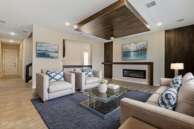 14904 John McNeely Avenue, El Paso, TX 79938