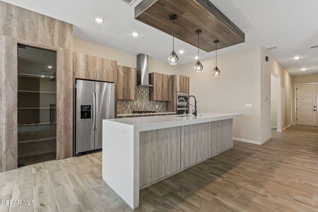 14904 John McNeely Avenue, El Paso, TX 79938