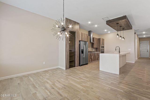 14904 John McNeely Avenue, El Paso, TX 79938