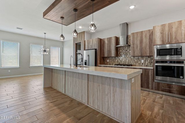 14904 John McNeely Avenue, El Paso, TX 79938