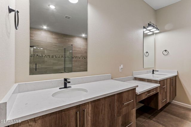 14904 John McNeely Avenue, El Paso, TX 79938