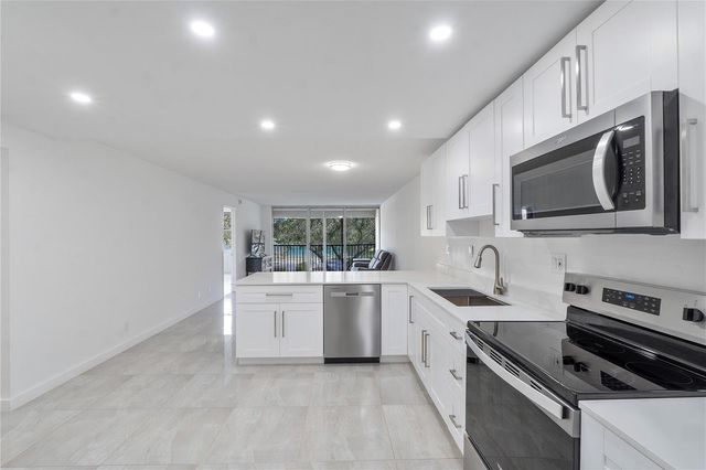 3751 Environ Boulevard 243, Lauderhill, FL 33319
