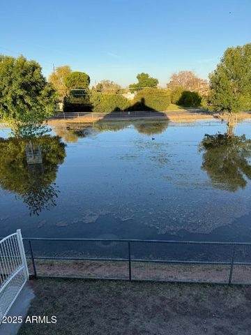 424 E LEHI Road, Mesa, AZ 85203