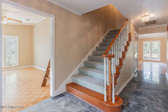 112 Tall Oaks Street, Clinton, MS 39056