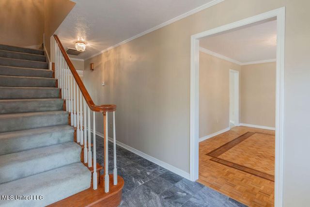 112 Tall Oaks Street, Clinton, MS 39056