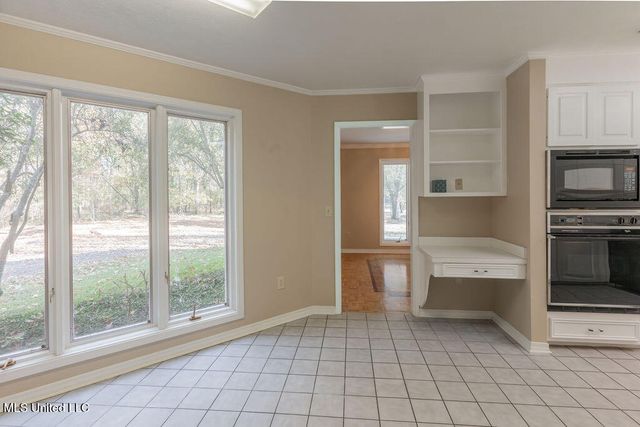 112 Tall Oaks Street, Clinton, MS 39056