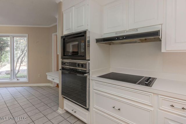 112 Tall Oaks Street, Clinton, MS 39056