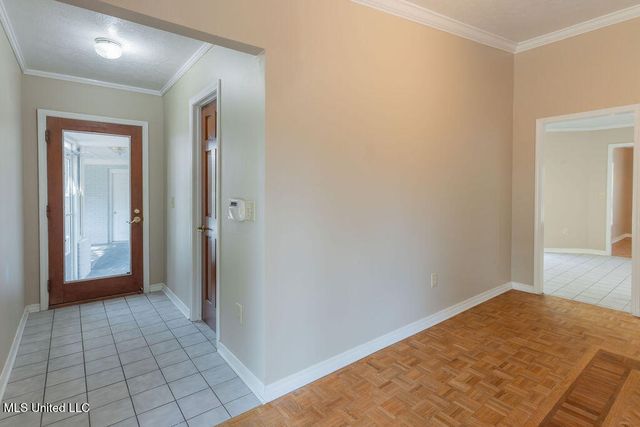 112 Tall Oaks Street, Clinton, MS 39056