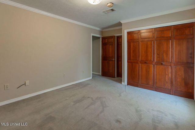 112 Tall Oaks Street, Clinton, MS 39056