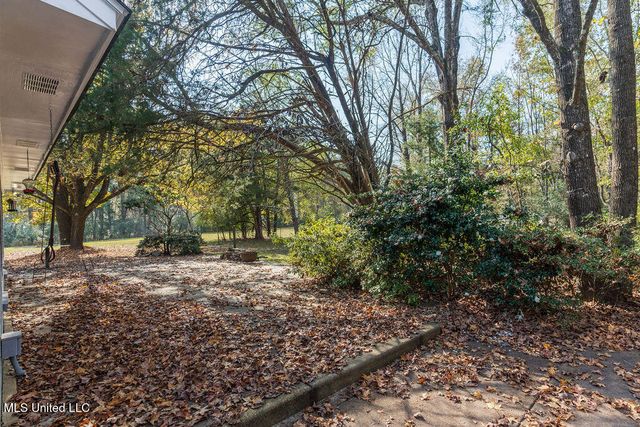 112 Tall Oaks Street, Clinton, MS 39056