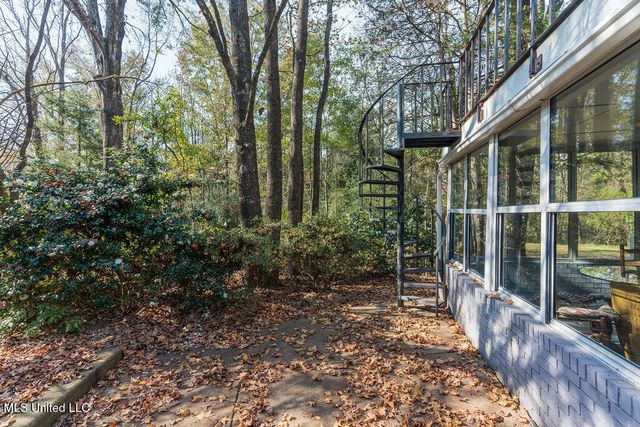 112 Tall Oaks Street, Clinton, MS 39056