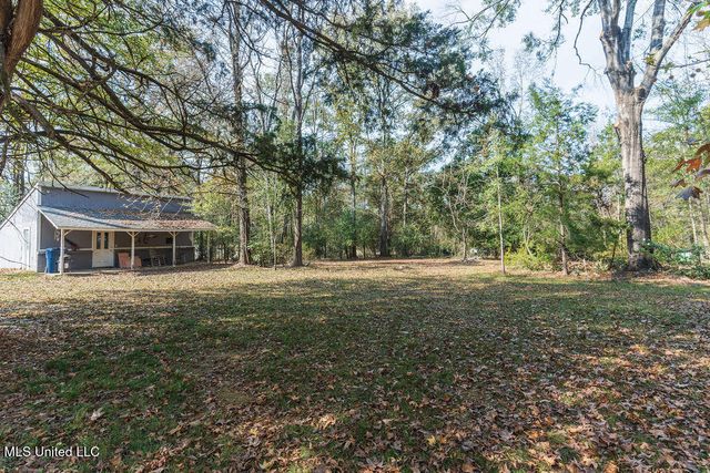 112 Tall Oaks Street, Clinton, MS 39056