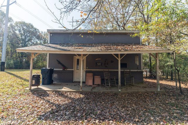 112 Tall Oaks Street, Clinton, MS 39056