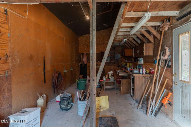 112 Tall Oaks Street, Clinton, MS 39056