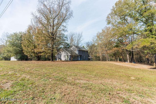 112 Tall Oaks Street, Clinton, MS 39056